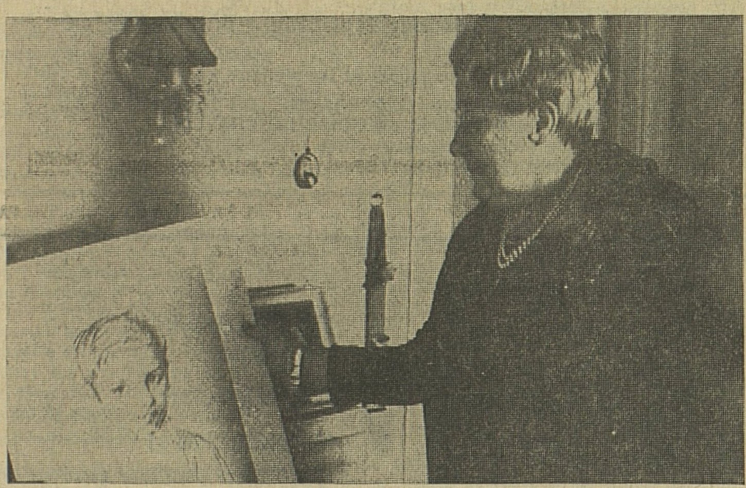 Carrie Stubbs at her easel, 1973